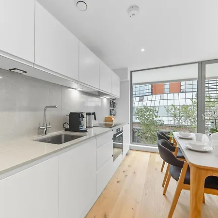 Atlas House Sixteen * 哈罗盖特