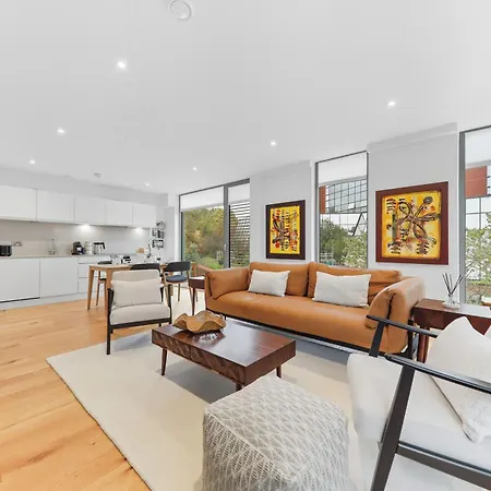 Atlas House Sixteen 公寓 *